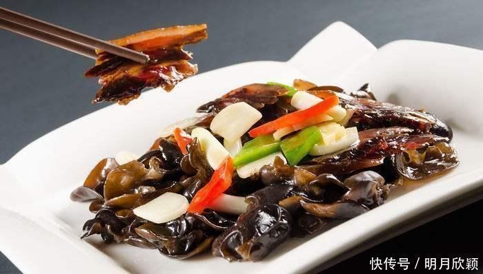 甘露聚糖|女性害怕老太快,可以多吃3种食物,排毒养颜、滋补身体!