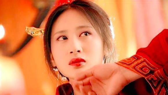 女主人公|温庭筠的这首诗，只有短短二十八字，却把相思写得刻骨铭心