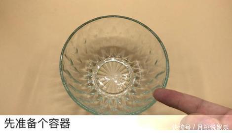 小苏打|灶台脏那就用3个方式，香蕉皮帮助你解决“麻烦”