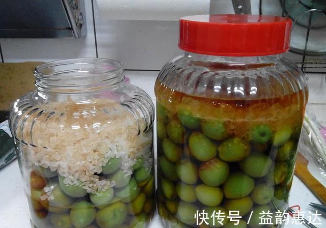 梅子|梅子醋怎么做？大叔只需两步就搞定，酸爽开胃，做一次能管一年~
