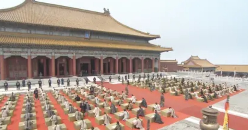 科举制|古代一奇葩考生,带着一袋子馒头参加考试,皇帝见状:状元就你了