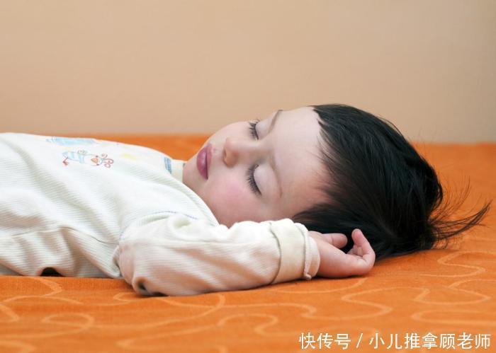 宝妈|孩子睡觉并非越多越好,这几个睡眠时间段,父母应该牢记于心