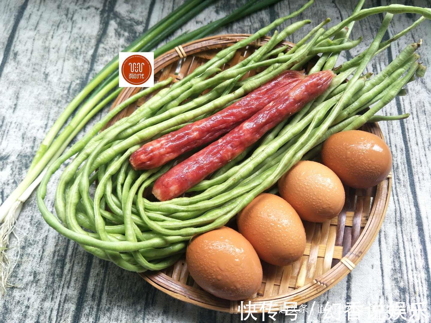 亲爱的|1把豆角,4个鸡蛋,筷子一搅,几分钟解决全家人早餐,柔软劲道