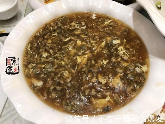 孩子|孩子3周岁宴席，880元标准上了27道菜，客人吃完竟说贵了