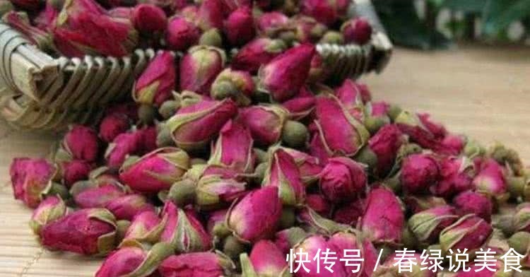 肝气郁结|玫瑰花和此物一起泡,每天一杯,美白祛斑,气血足了,脸色更红润
