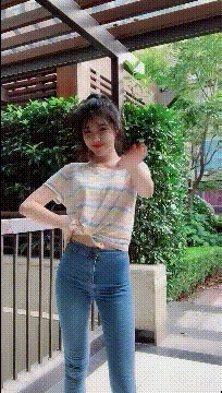 |搞笑GIF:如果我有这样的女儿,应该不会轻易让她嫁人吧