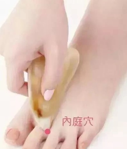 失眠|火在肺里鼻炎,火在肝里失眠,火在胃里口臭,一招降火效果好!