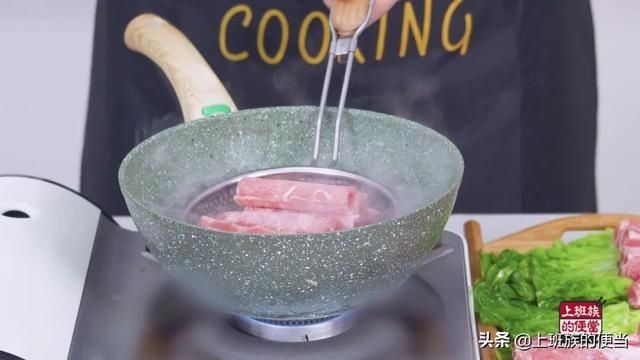  饭团|超省事“懒人焖饭”，米饭粒粒入味，小孩都不挑食了