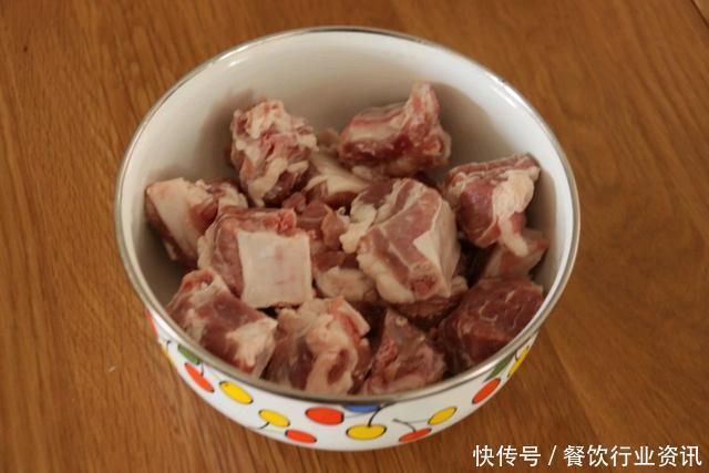 铲子|1个电饭锅,1把铲子,做好一个硬菜红烧排骨,少刷锅是我的梦想