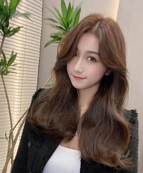 2021春季发型19款，从短到长都很美，赶快挑一款你最喜欢的吧