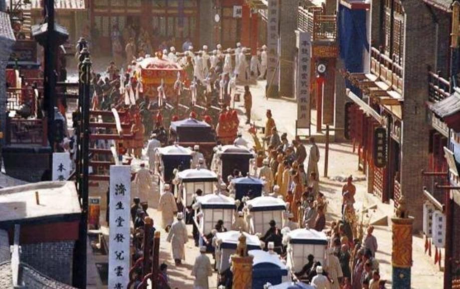 贾元春为什么进宫多年都默默无闻,而在死去的前三年却突然被封妃