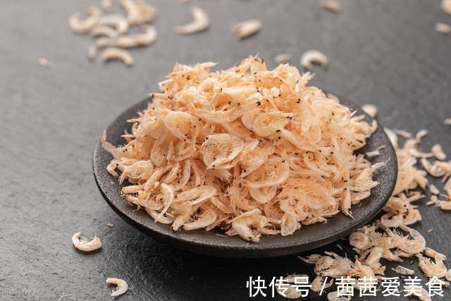 买虾皮时,“生虾皮”和“熟虾皮”要分清,二者差别大,别买错