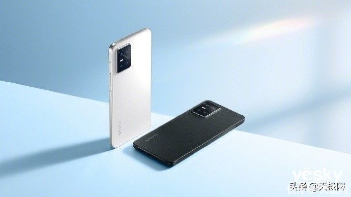 旗舰|全新轻薄自拍旗舰vivo S10系列今日开售，售价2999元起