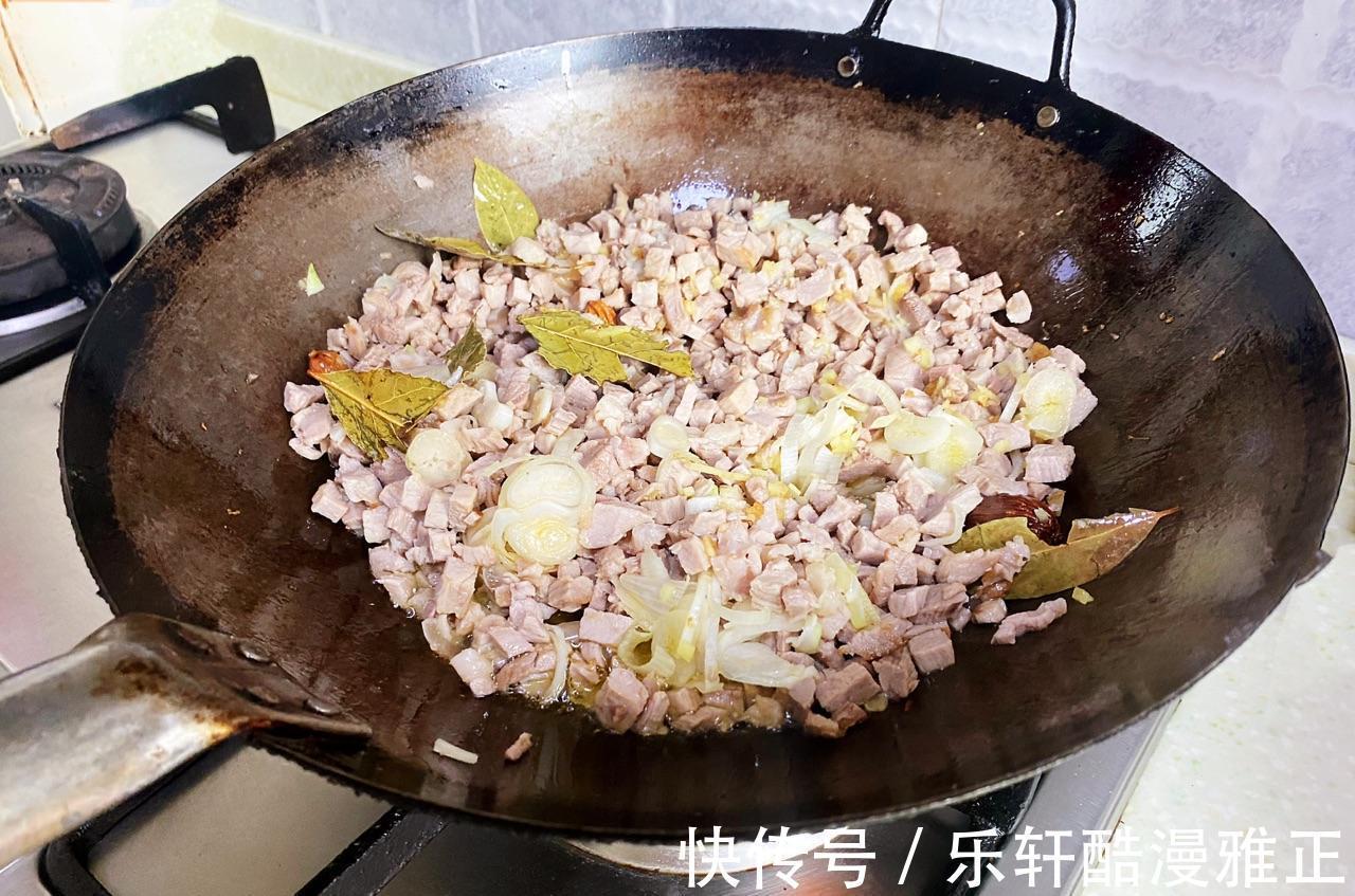 包子|好吃不过酱肉包，学会了这个做法不用去外面买了，又白又胖的