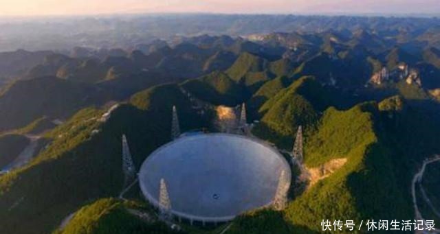 射电望远镜 曾经世界天眼射电望远镜,如今却生满锈,像个巨型垃圾场!