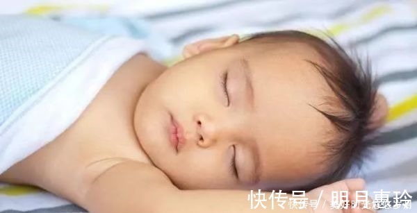 积食|如果宝宝发出这些表现,可能是暗示身体“积食”了,家长别忽视