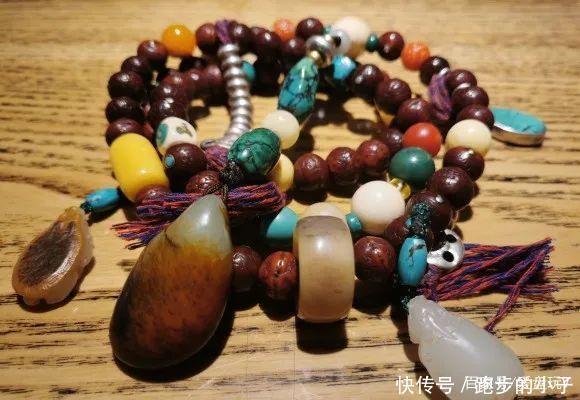 鬼才|文玩人玩串迷惑行为大赏,都是鬼才!