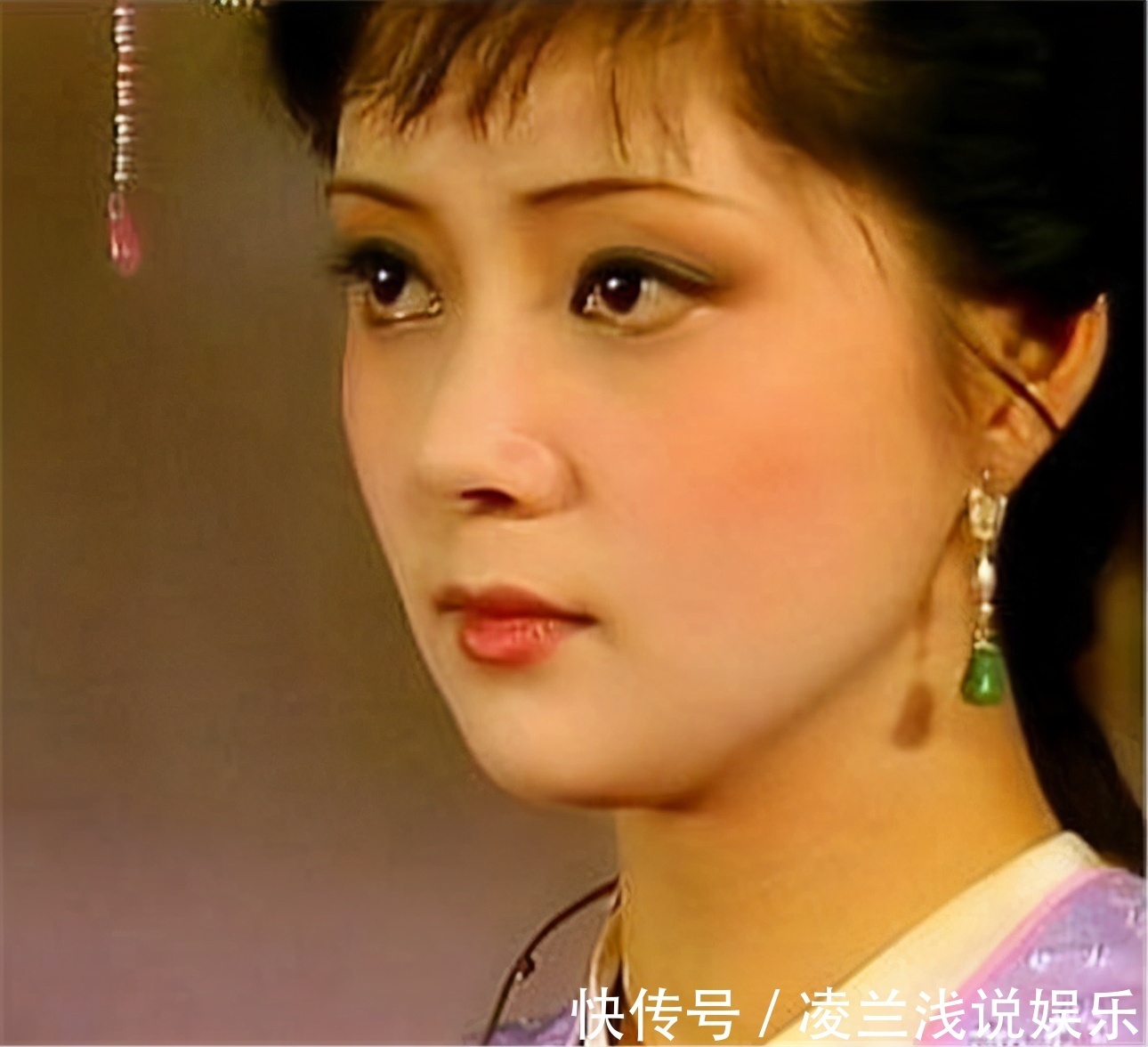 宝钗#红楼梦:黛玉直到临死前才看清贾母的真面目,不禁对其恨之入骨