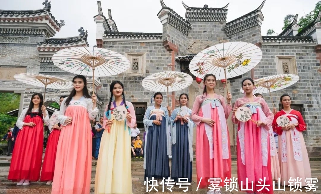 文化 日本女明星因穿“半透明汉服”走秀被喷!汉服迷:这是对国风不敬