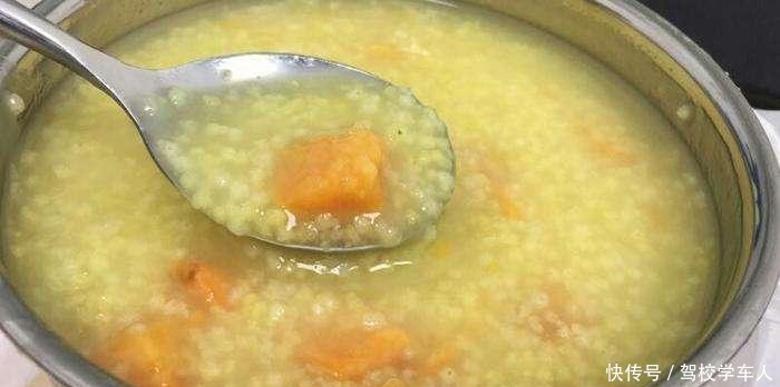 清水|煮小米粥,只会清水煮可不行,教你几招小技巧,米粥香浓米油多