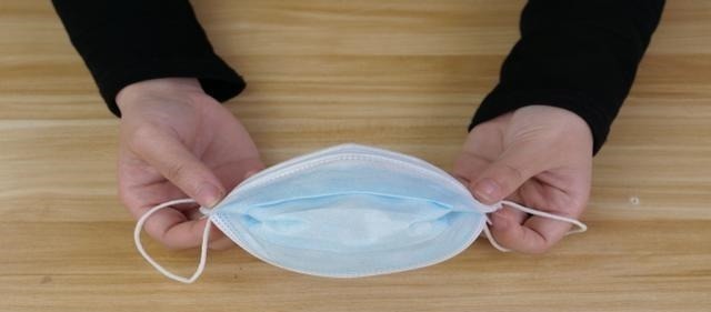 儿童|成人口罩儿童戴不上医生教的方法,成人口罩变成舒适的儿童口罩!