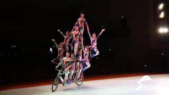 追梦——车技$演员备好了绝活！2022山东新年文艺晚会杂技魔术专场看点十足