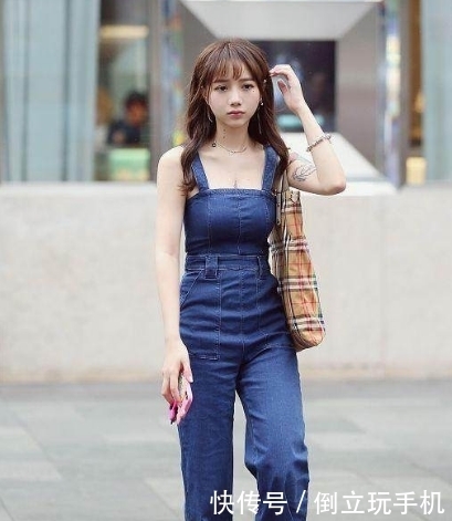 小姐姐|街拍:可爱型的小姐姐充满仙气,活泼可爱