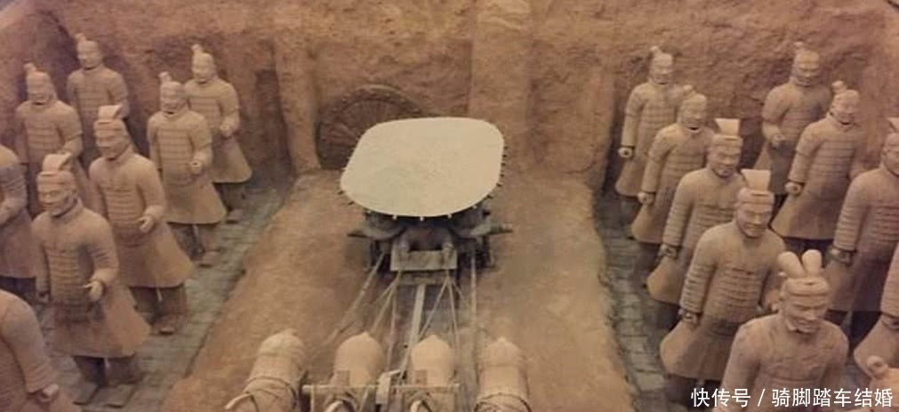 切记|此人死后立碑此地无银,切记挖取!盗墓贼挖一挖见分晓!