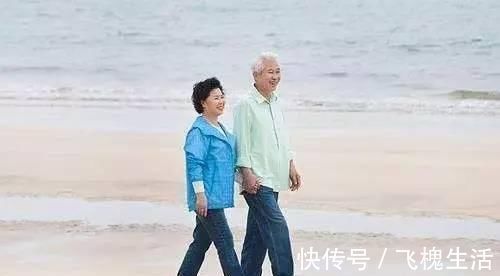 食物|血压高的人,就不要再吃这4种食物了,小心血压“暴涨”