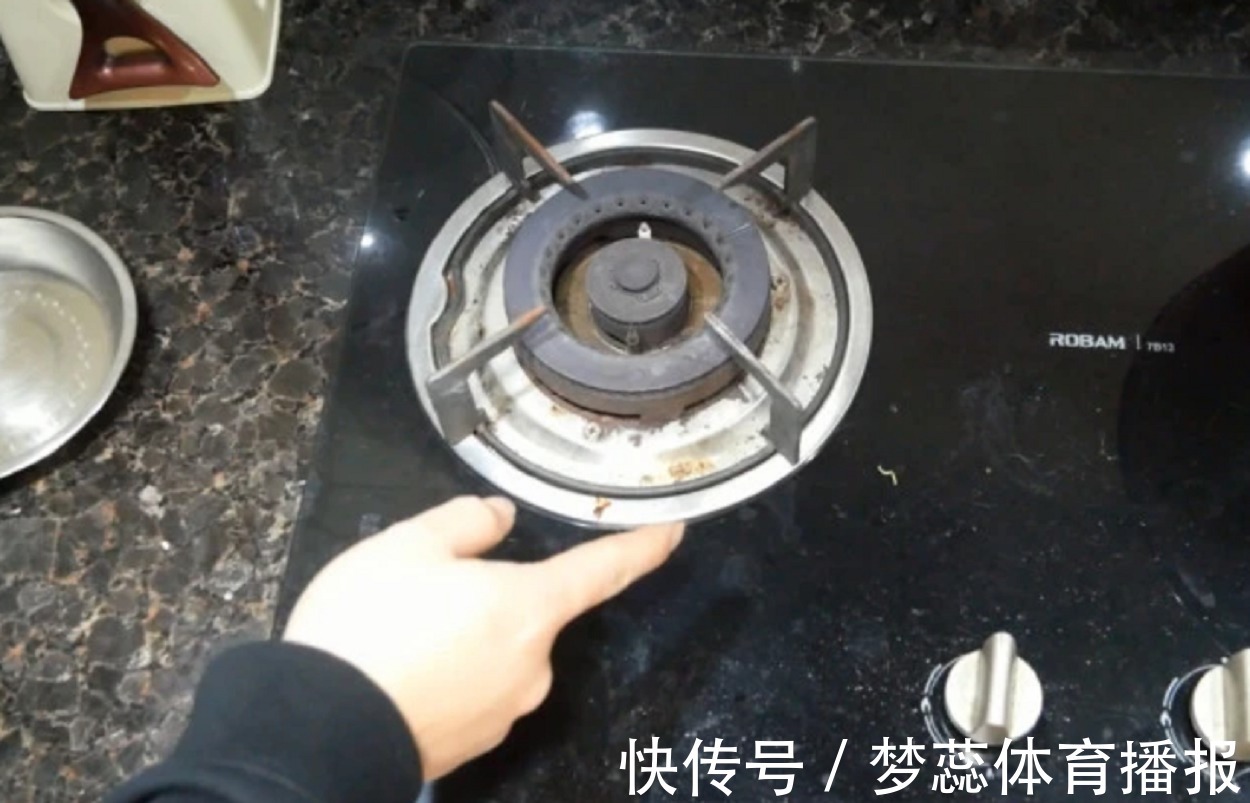 做完饭,先关火还是先阀门,多亏有燃气师傅提醒,好多人都关错了