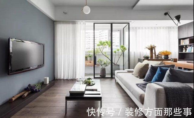 电视柜|93平现代简约风客厅和阳台采用玻璃门,隔开浪漫伴随每个日夜