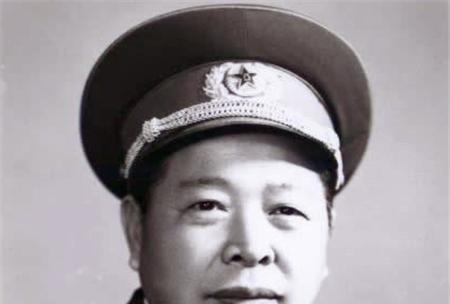 展开|在马家军面前，开国中将连续2次惨败，1年后展开复仇，全歼马家军