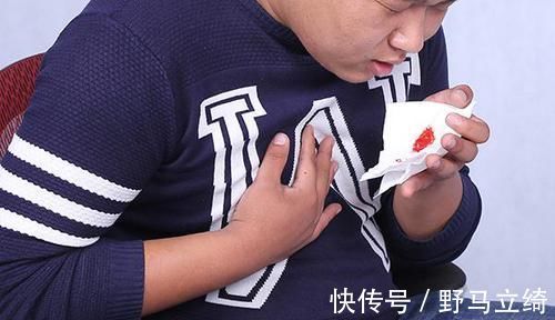 支气管|肺内有没有癌,咳嗽先知晓?咳嗽时有2个异常,肺癌或已登门