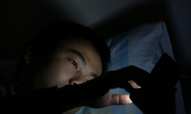 晨起有4种“异常”,或是肝病前兆,全不占,值得祝贺