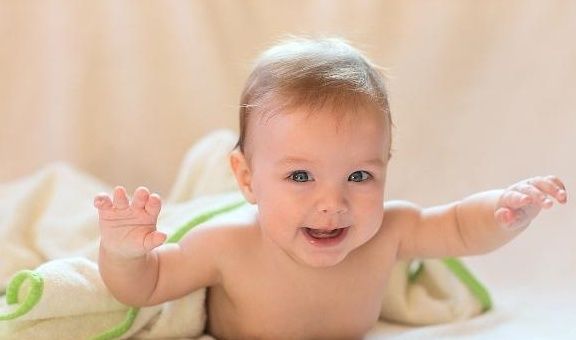 宝宝|三岁前宝宝身上出现这几个特点：恭喜！孩子大脑发育已经达标了