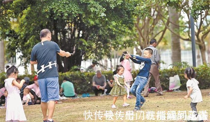 亲子关系|哈佛女校长:多带孩子去这5个地方走走,长大后他会感激你一生