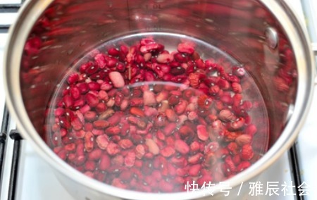 清甜|煮红豆,直接下锅煮就错了!教你一招,10分钟煮开花,清甜好吃