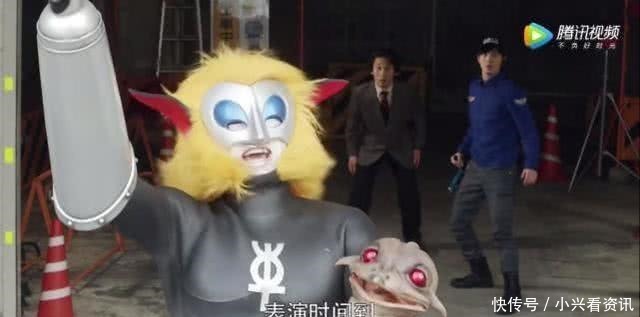 奥特曼|《泰迦奥特曼》第一集来袭,上来就穿越!