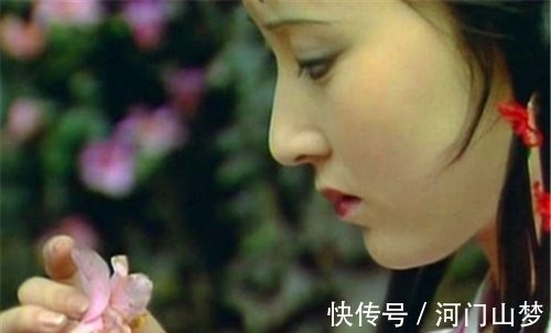 黛玉!宝钗吃花,湘云枕花,妙玉送花,红楼女儿那些与花有关的事儿!