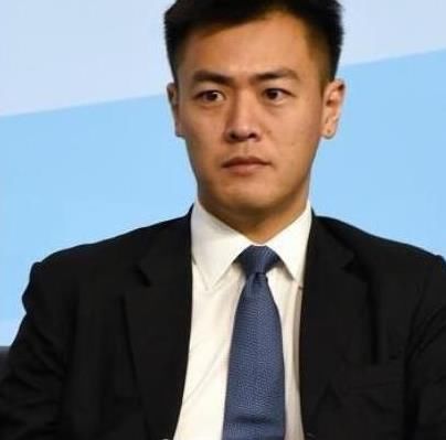 “打工仔”上“非诚勿扰”，24盏灯全灭，孟非笑了：他是刘銮雄的儿子