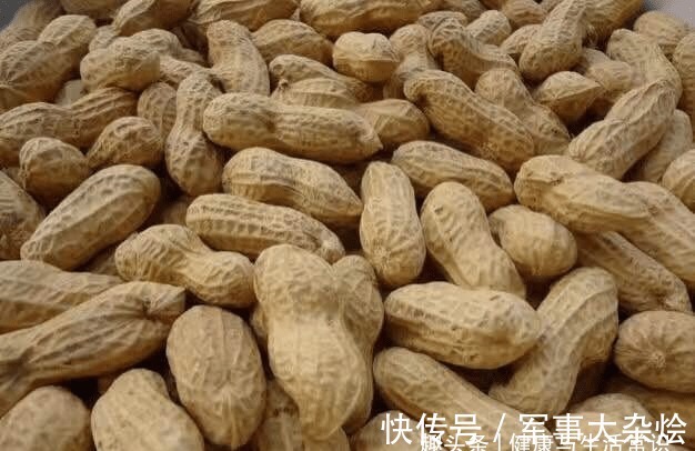 痛风|生花生和熟花生哪种更健康?提示:为了健康,5类人要谨慎吃花生