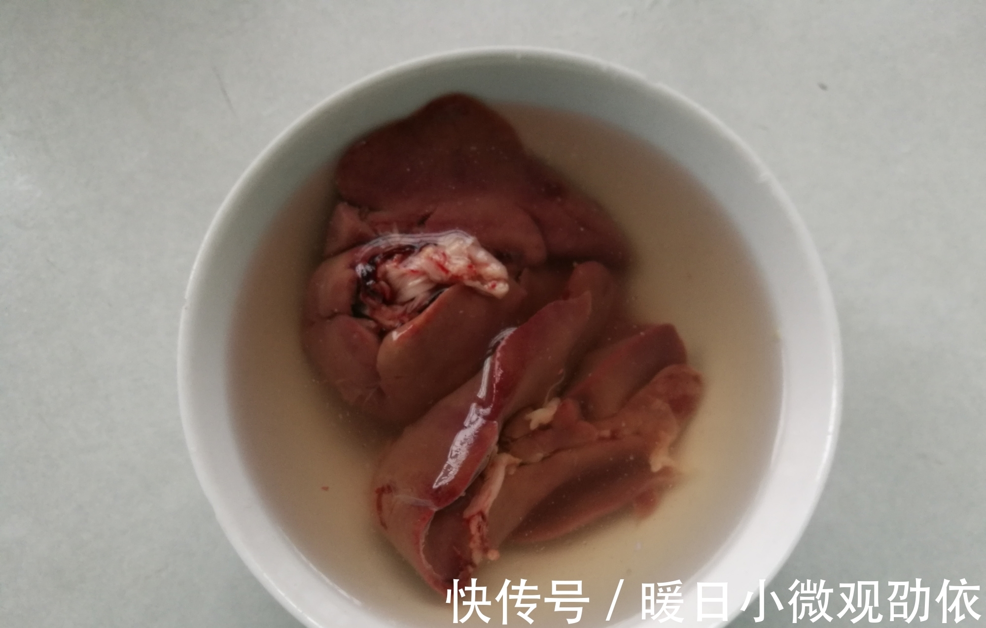 钓鱼|它比蚯蚓还好用,如果你想钓鱼比别人钓的多,请花1分钟耐心看完