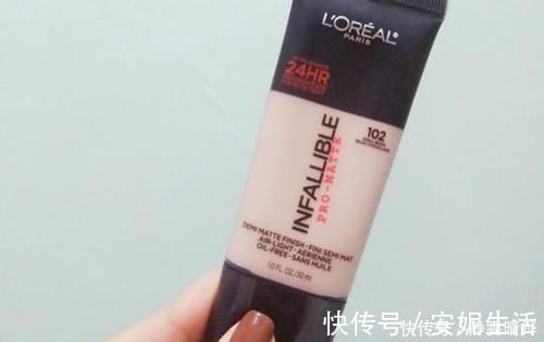 阿玛尼 公认好用的5款大牌“粉底液”,上妆服帖持久不脱妆,值得入手