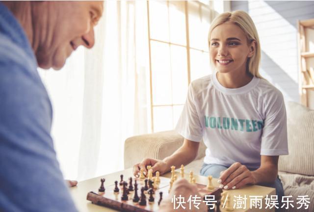 忠告!3位59岁退休老人的忠告:不合群,才是最好的长寿之道