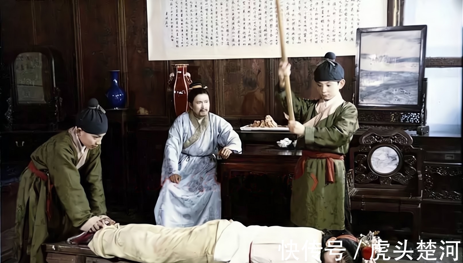 贾政$贾敬因何辞官修仙?答案就藏在贾政挞笞贾宝玉那一回