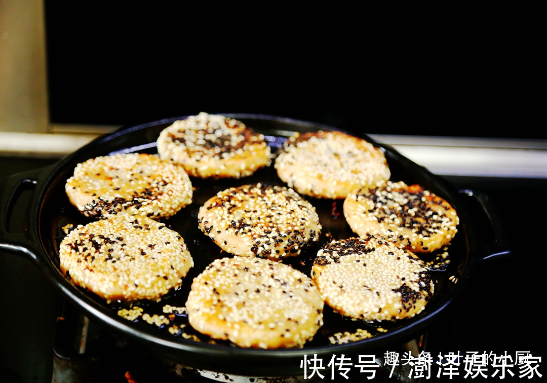 山药饼|一根山药,半碗糯米粉,5分钟搞定早餐,常给孩子吃再也不挑食!