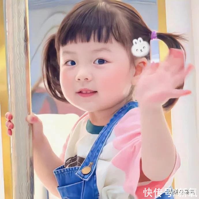裴佳欣|贵圈颜值被吐槽一代不如一代，真正的漫画颜门面脸却都流落民间…
