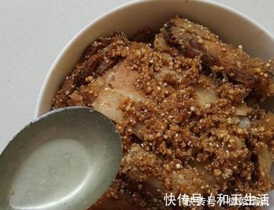 做粉蒸肉，别裹好米粉就上锅！学会大厨做法，不油不腻，软烂鲜香