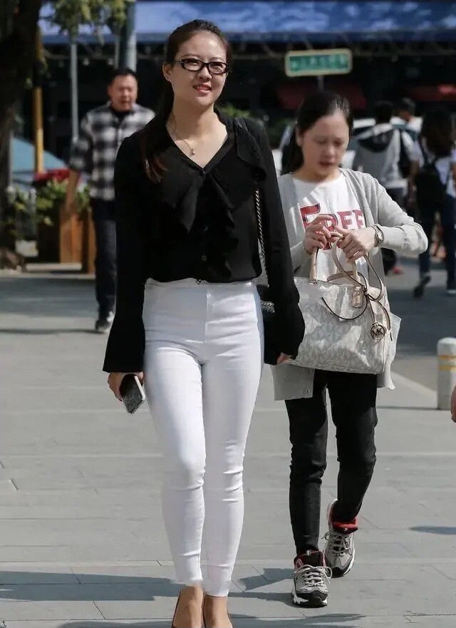 “腿粗”身形不重视，一旦穿搭失误，可能你就要“背锅”了！