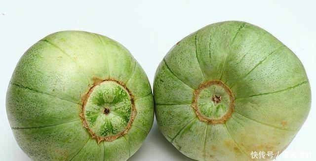 甜瓜|买瓜时,无论瓜大小,只要瓜肚脐长“这样的”,味道就是香甜多汁